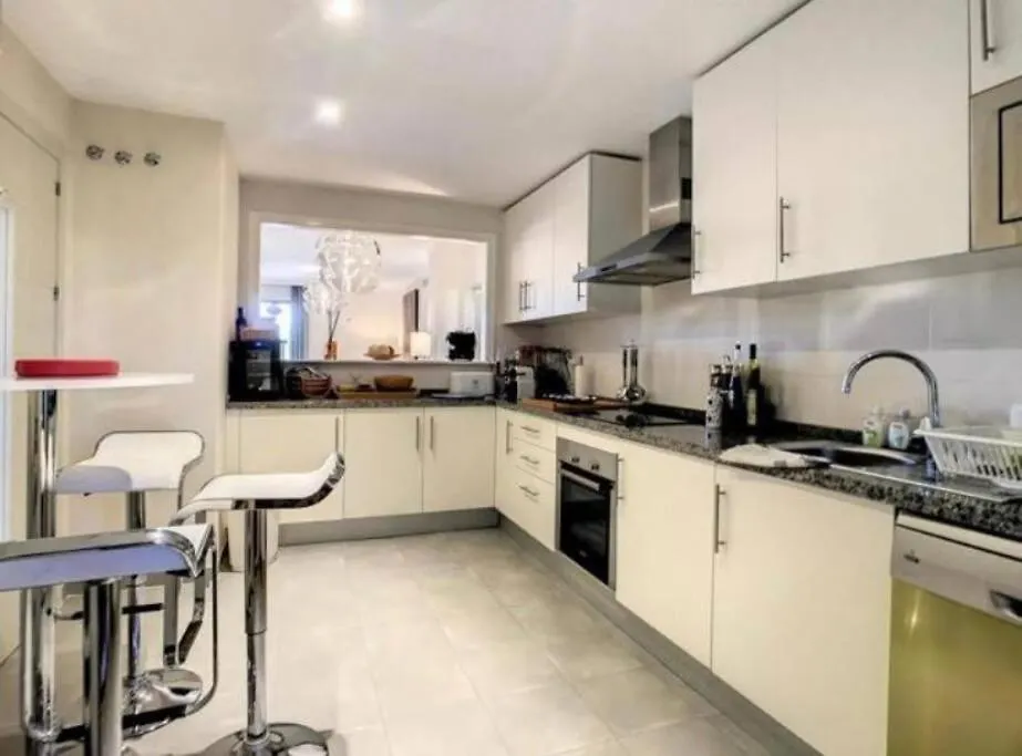 Appartement Luxueux, Piscine, Padel Et Golf De Dona Julia Bahia de Casares Hiszpania