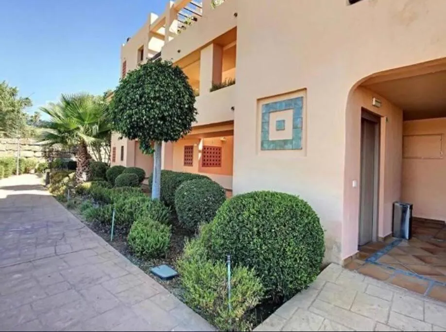 Appartement Luxueux, Piscine, Padel Et Golf De Dona Julia Bahia de Casares Apartament